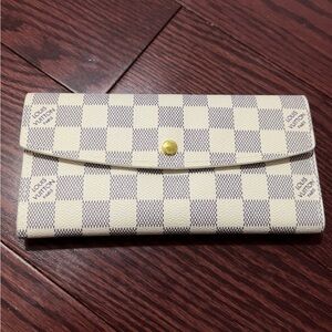 Louis Vuitton White and Gray Checkered Wallet